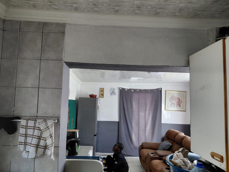 To Let 1 Bedroom Property for Rent in Parow Western Cape